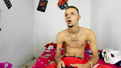 Snapshot of douglas_gallegos chatting on January 2025 09:29:01 PM douglas_gallegos online show from January 2025 09:29:01 PM