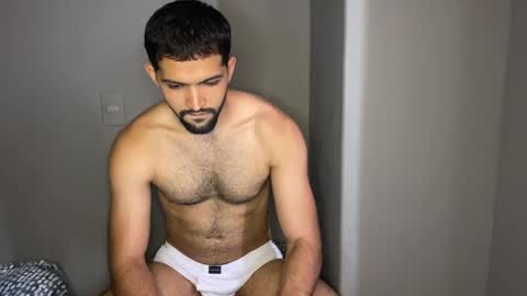 Snapshot of douglasskingjr chatting on February 2025 06:47:02 PM douglasskingjr online show from February 2025 06:47:02 PM