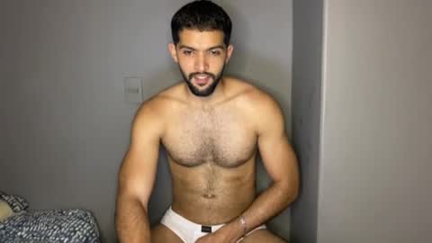 Snapshot of douglasskingjr chatting on February 2025 01:20:01 AM douglasskingjr online show from February 2025 01:20:01 AM