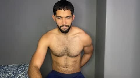 Snapshot of douglasskingjr chatting on February 2025 09:05:02 PM douglasskingjr online show from February 2025 09:05:02 PM