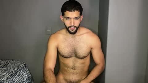 Snapshot of douglasskingjr chatting on March 2025 06:33:02 PM douglasskingjr online show from March 2025 06:33:02 PM