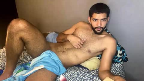 Snapshot of douglasskingjr chatting on March 2025 06:12:02 AM douglasskingjr online show from March 2025 06:12:02 AM