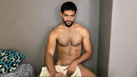 Snapshot of douglasskingjr chatting on March 2025 07:21:02 PM douglasskingjr online show from March 2025 07:21:02 PM