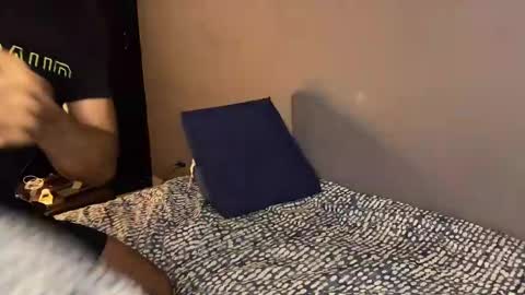 Snapshot of douglasskingjr chatting on March 2025 05:49:02 AM douglasskingjr online show from March 2025 05:49:02 AM