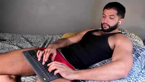 Snapshot of douglasskingjr chatting on September 2025 01:22:02 PM douglasskingjr online show from September 2025 01:22:02 PM