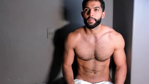 Snapshot of douglasskingjr chatting on October 2025 02:26:01 PM douglasskingjr online show from October 2025 02:26:01 PM