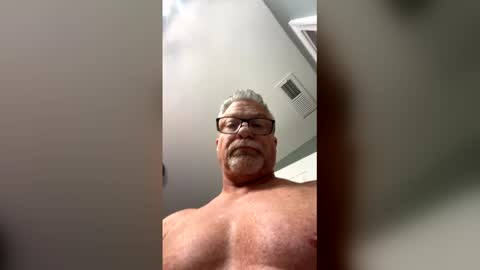 Snapshot of douglikes3xd chatting on March 2026 02:59:01 AM douglikes3xd online show from March 2026 02:59:01 AM