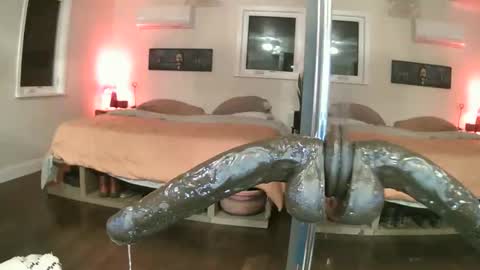 Snapshot of dpthroatorallybi chatting on March 2026 06:10:01 AM dpthroatorallybi online show from March 2026 06:10:01 AM