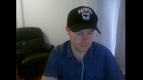 Snapshot of dr_charming1 chatting on April 2026 01:28:02 AM dr_charming1 online show from April 2026 01:28:02 AM