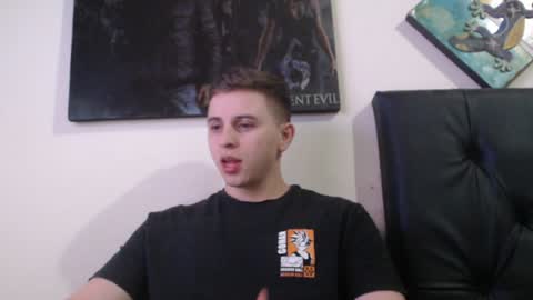 Snapshot of draco_boy2000 chatting on December 2024 07:11:01 PM draco_boy2000 online show from December 2024 07:11:01 PM