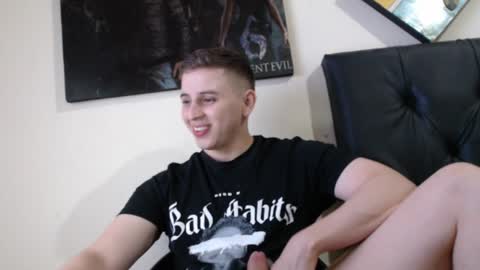 Snapshot of draco_boy2000 chatting on January 2025 05:29:02 PM draco_boy2000 online show from January 2025 05:29:02 PM