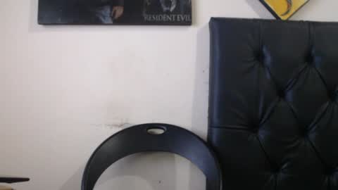 Snapshot of draco_boy2000 chatting on January 2025 06:24:01 PM draco_boy2000 online show from January 2025 06:24:01 PM