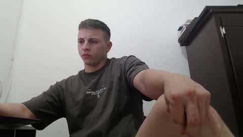 Snapshot of draco_boy2000 chatting on September 2025 09:17:02 PM draco_boy2000 online show from September 2025 09:17:02 PM