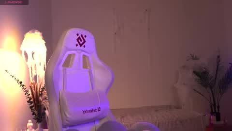 Lisbeth Salander online show from November 2025 05:10:02 AM