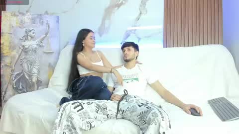 Snapshot of drake_and_zara chatting on June 2026 12:44:02 PM Drake and Zara online show from June 2026 12:44:02 PM