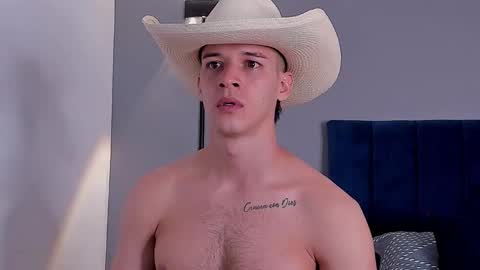 drake_carter1 online show from October 2025 01:25:01 AM