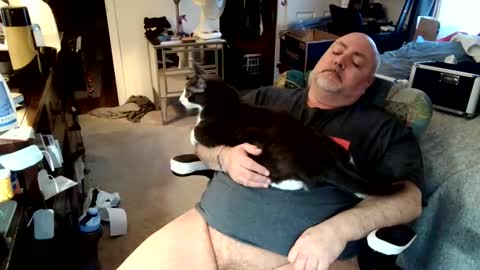 Snapshot of drake_r_darkrose chatting on December 2024 08:28:01 PM Drake D Vamp aka Drake DarkRose online show from December 2024 08:28:01 PM