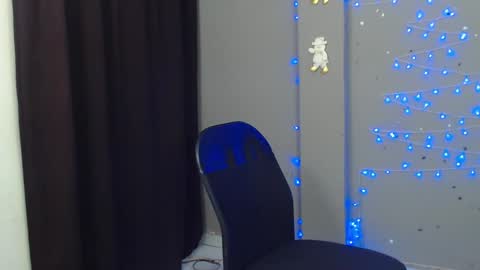 Snapshot of drake_the_kingmaster chatting on January 2025 11:45:02 PM ig kingmaster777 online show from January 2025 11:45:02 PM