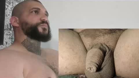 Snapshot of drake_white1 chatting on October 2025 03:41:02 AM drake whitee Independent Model online show from October 2025 03:41:02 AM