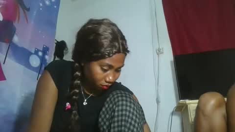 Snapshot of drasomaralda chatting on November 2025 11:53:02 AM drasomaralda online show from November 2025 11:53:02 AM