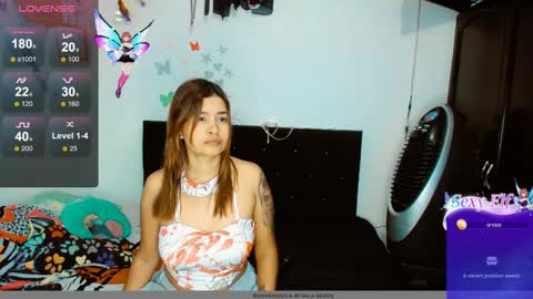 Snapshot of dream__girls69944 chatting on December 2024 10:34:02 AM sharon online show from December 2024 10:34:02 AM