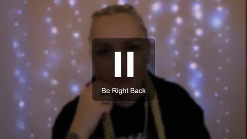dream_dolly_ online show from October 2025 01:31:01 PM