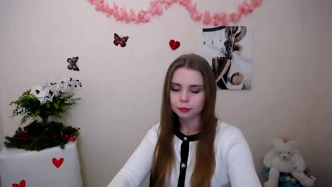 Mari online show from April 2026 06:13:01 AM