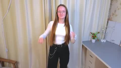 Snapshot of dreamaprokos chatting on November 2025 05:12:01 PM Hello im Leya online show from November 2025 05:12:01 PM