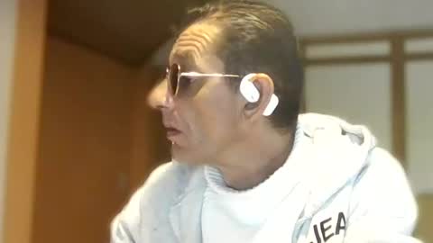 Dreambob online show from October 2025 11:31:01 AM