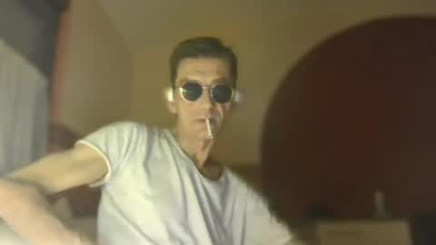 Dreambob online show from November 2025 02:00:01 AM