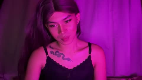 Snapshot of dreamcome_truexx chatting on May 2026 09:38:01 PM true online show from May 2026 09:38:01 PM