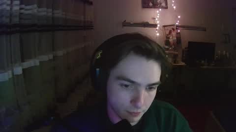 dreamerguy07 online show from February 2026 07:42:02 PM