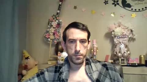 Snapshot of dreamguy38 chatting on November 2025 06:01:01 AM dreamguy38 online show from November 2025 06:01:01 AM