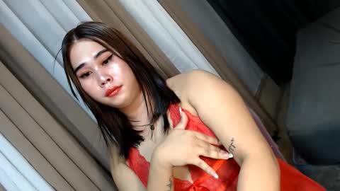 Snapshot of dreammegan chatting on January 2025 09:54:01 PM Stacy DONT FORGET TO FOLLOW ME AND THUMBS UP my wife samgrg2 online show from January 2025 09:54:01 PM