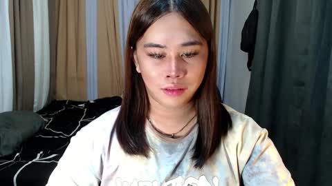 Snapshot of dreammegan chatting on March 2025 05:18:02 PM Stacy DONT FORGET TO FOLLOW ME AND THUMBS UP my wife samgrg2 online show from March 2025 05:18:02 PM