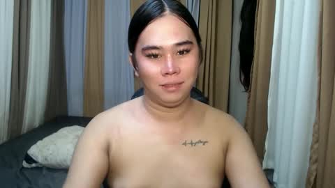 Snapshot of dreammegan chatting on September 2025 06:53:01 PM Stacy DONT FORGET TO FOLLOW ME AND THUMBS UP my wife samgrg2 online show from September 2025 06:53:01 PM