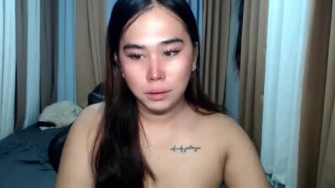 Snapshot of dreammegan chatting on September 2025 09:29:02 PM Stacy DONT FORGET TO FOLLOW ME AND THUMBS UP my wife samgrg2 online show from September 2025 09:29:02 PM