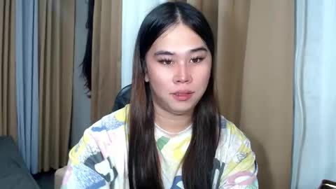 Snapshot of dreammegan chatting on October 2025 04:08:01 PM Stacy DONT FORGET TO FOLLOW ME AND THUMBS UP my wife samgrg2 online show from October 2025 04:08:01 PM