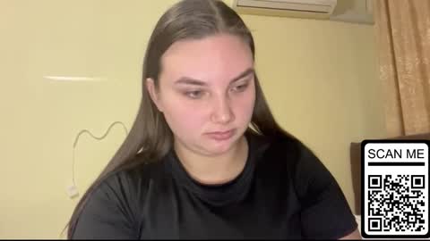 Mila online show from September 2025 02:53:01 PM