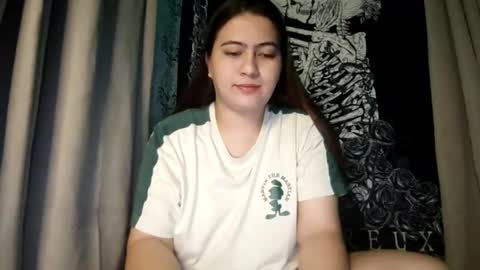 Snapshot of dreamycreamyst chatting on February 2025 04:58:02 AM dreamycreamyst online show from February 2025 04:58:02 AM