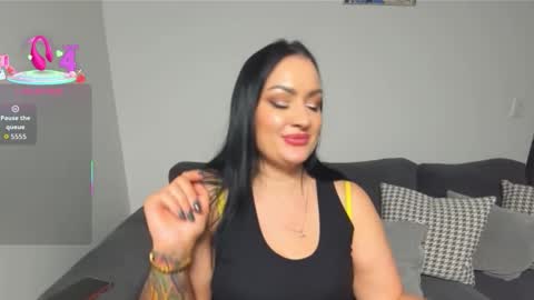 dreamyhousewife1 online show from November 2025 04:51:01 PM