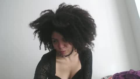 DreamyLatina online show from March 2026 12:40:01 PM