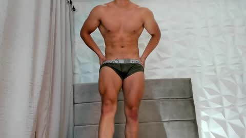 Snapshot of drekev_ chatting on February 2025 08:33:02 AM Kevin online show from February 2025 08:33:02 AM