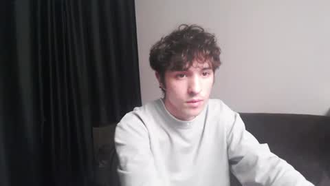 Snapshot of dress_air chatting on April 2026 12:01:01 AM Air online show from April 2026 12:01:01 AM