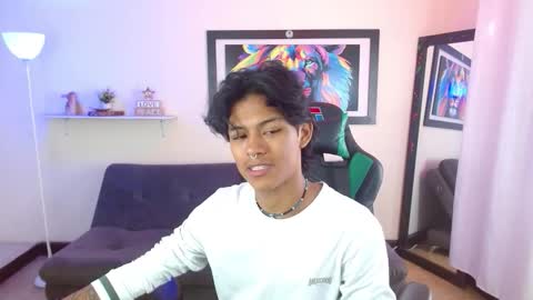 Snapshot of dreyk20 chatting on December 2025 02:21:01 PM Dreyk online show from December 2025 02:21:01 PM