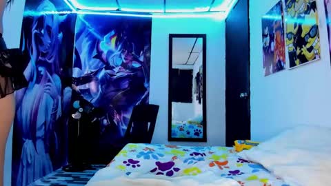 Dreyna  online show from February 2025 07:44:02 AM