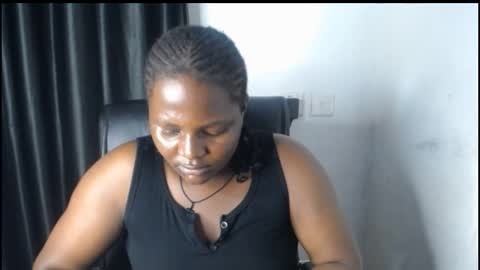 Layla online show from September 2025 05:11:01 AM