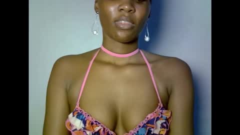 Snapshot of drippingpussy__ chatting on October 2025 07:13:02 PM drippingpussy__ online show from October 2025 07:13:02 PM