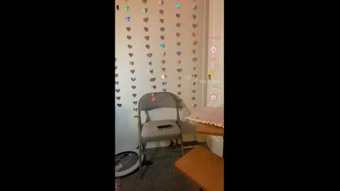 Snapshot of drippykitty888 chatting on December 2025 07:58:02 AM Drippy kitty online show from December 2025 07:58:02 AM