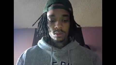 Snapshot of dripthehit chatting on December 2024 06:03:02 PM dripthehit online show from December 2024 06:03:02 PM